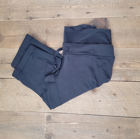 Lululemon Invert - Picture 1 of 7